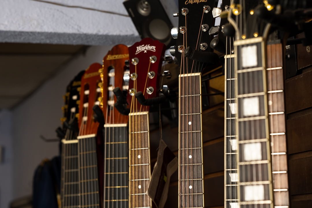 guitar-store